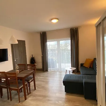 Eden 5 Morz Basen&spa Apartmán *